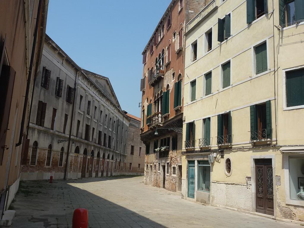 Ca' Badoer West Studio Venesia Bagian luar foto