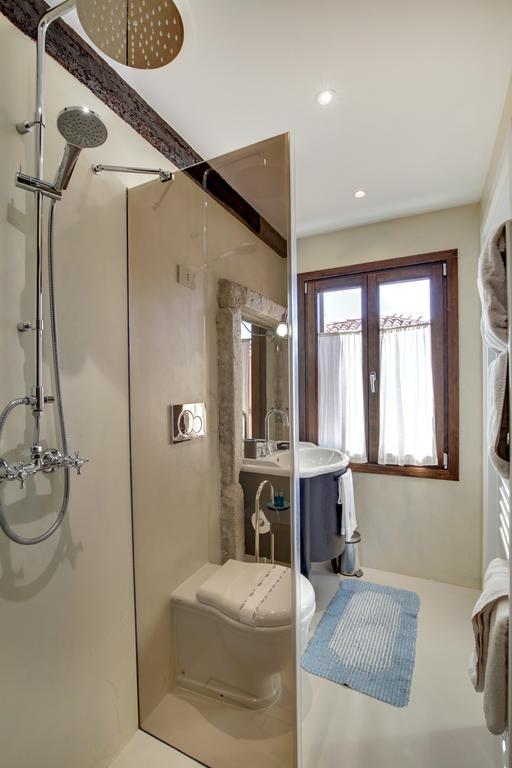 Ca' Badoer West Studio Venesia Bagian luar foto