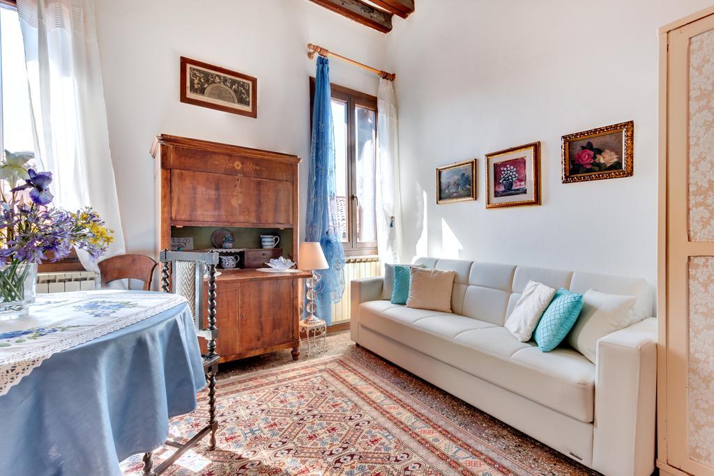 Ca' Badoer West Studio Venesia Bagian luar foto